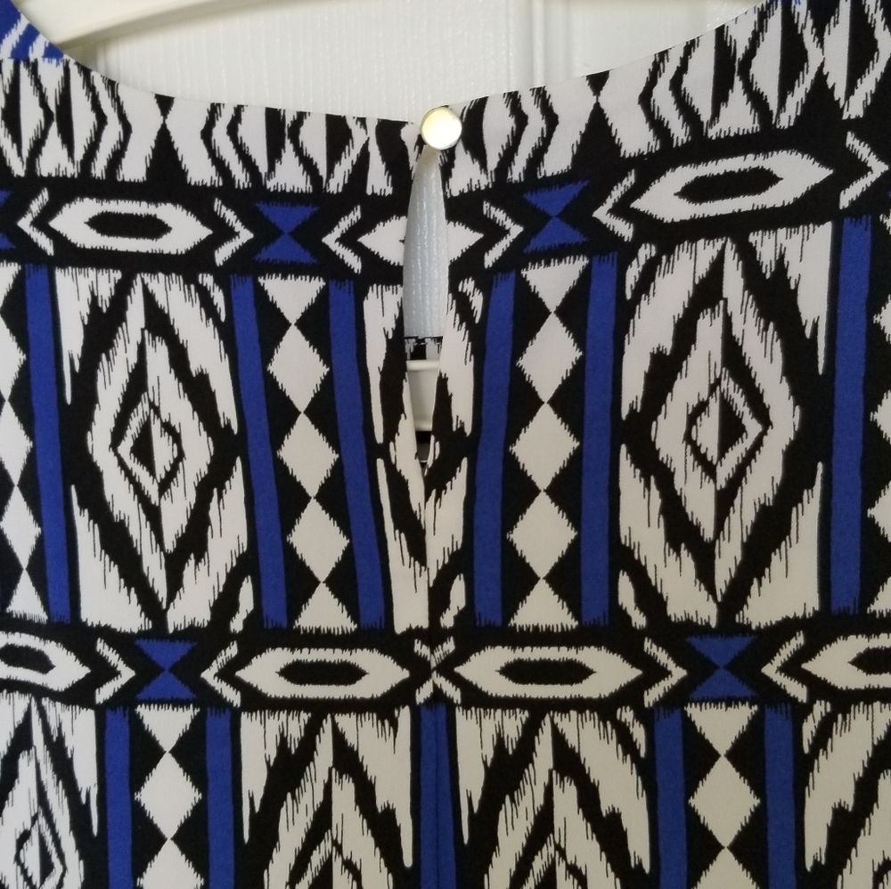 Calvin Klein Sleeveless Top - Picture 6 of 9